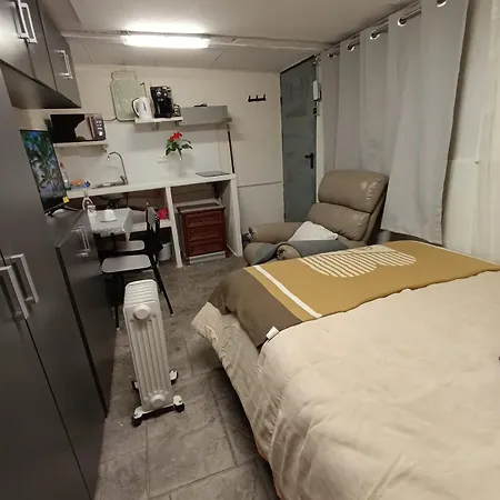 דירה Studio Apartment, Loft Independiente *